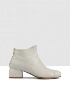 Beau Coops Beau5 Ankle Boots Avorio