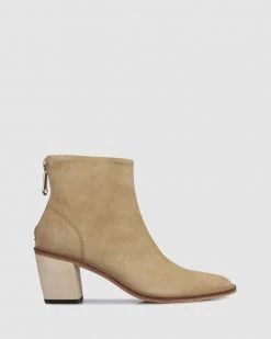 Beau Coops Tosh Ankle Boots Tan 3580