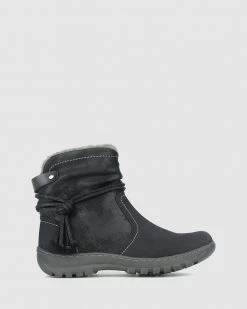 Betts Alaska Faux Fur Ankle Boots Black