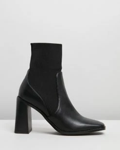 Dazie Hugo Ankle Boots Black Smooth