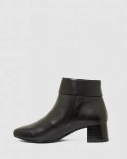 Easy Steps Edward BLACK GLOVE -Women's Ankle Boots Sales 2024 http3A2F2Fstatic.theiconic.com .au2Fp2Feasy steps 2318 1231521 3