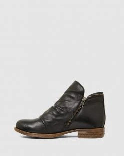 Easy Steps Hotham BLACK GLOVE -Women's Ankle Boots Sales 2024 http3A2F2Fstatic.theiconic.com .au2Fp2Feasy steps 4912 7152621 3