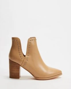Freelance Shoes Zora Camel