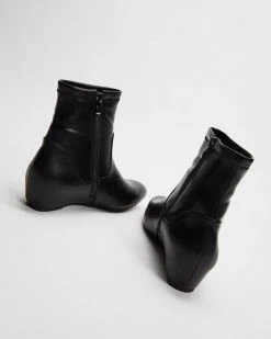 Freelance Shoes Seek Black -Women's Ankle Boots Sales 2024 http3A2F2Fstatic.theiconic.com .au2Fp2Ffreelance 0019 2867721 2