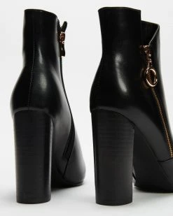 Freelance Shoes Cheta Black -Women's Ankle Boots Sales 2024 http3A2F2Fstatic.theiconic.com .au2Fp2Ffreelance 9973 8167721 3