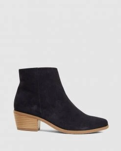 Sandler Pascal NAVY SUEDE