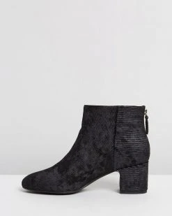 Senso Nyra I Ebony -Women's Ankle Boots Sales 2024 http3A2F2Fstatic.theiconic.com .au2Fp2Fsenso 6035 749239 3