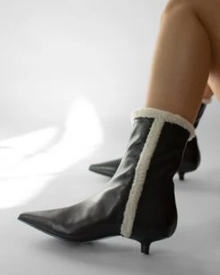 Senso Frederick I Ivory -Women's Ankle Boots Sales 2024 http3A2F2Fstatic.theiconic.com .au2Fp2Fsenso 7687 7077531 5