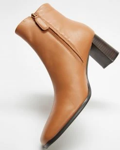 Senso Eadie I Teddy -Women's Ankle Boots Sales 2024 http3A2F2Fstatic.theiconic.com .au2Fp2Fsenso 7726 3027721 3