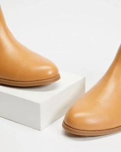 SPURR Isla Ankle Boots Camel Smooth -Women's Ankle Boots Sales 2024 http3A2F2Fstatic.theiconic.com .au2Fp2Fspurr 0997 8303021 5