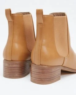 SPURR Zoe Chelsea Boots Tan Smooth -Women's Ankle Boots Sales 2024 http3A2F2Fstatic.theiconic.com .au2Fp2Fspurr 6698 5633341 3