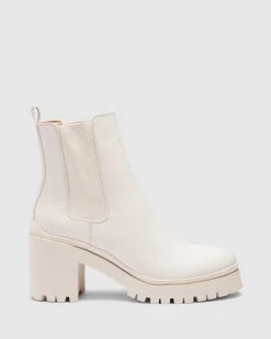 Therapy Giselle Bone