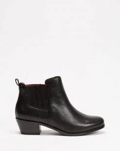 Vionic Bethany Ankle Boots Black